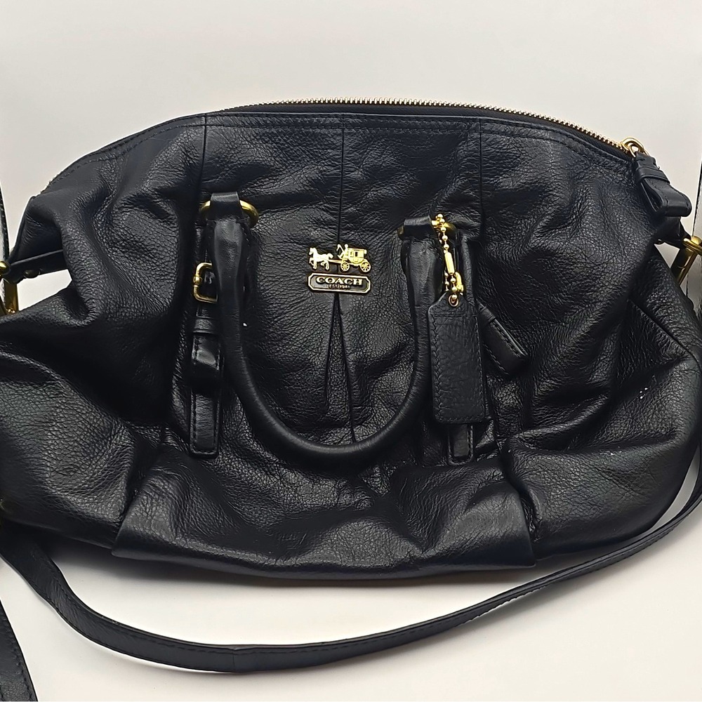 vintage Coach Black Pebbled Satchel Zip, Gold purple interior